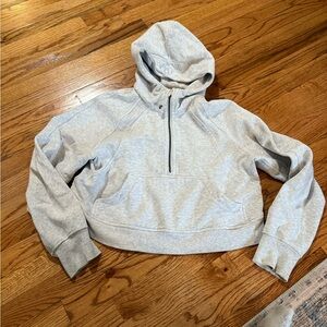 Lululemon cropped scuba XS/S